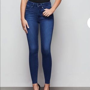 NWT, Size 18 Good American, Good Waist Raw edge Jeans Blue434.